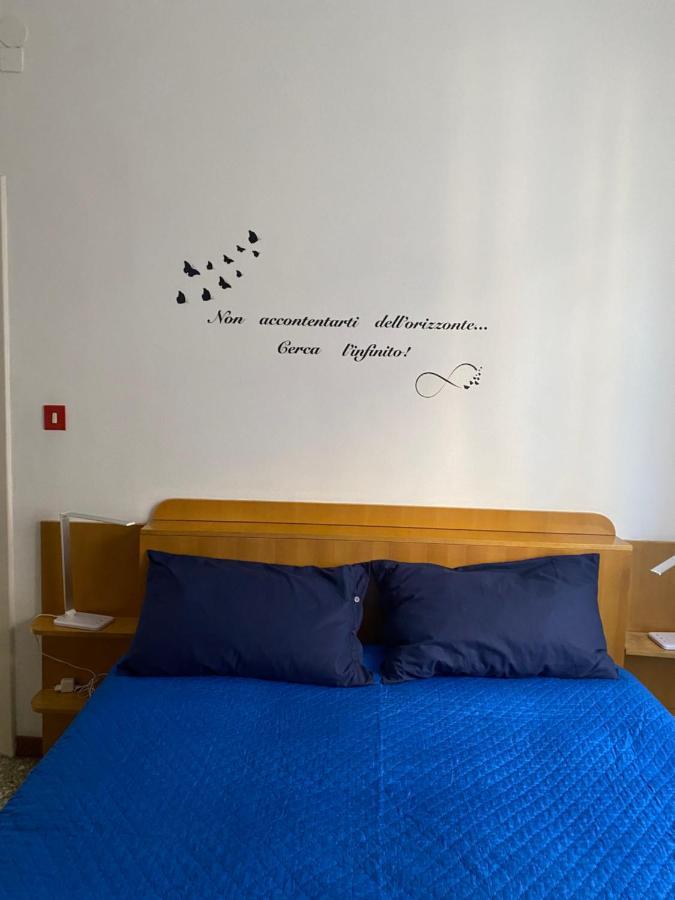 Tra Mare E Arte Apartment Лидо ди Остия Екстериор снимка